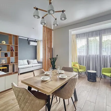 Апартаменты На Арбате 36 Кв2 Almaty Exterior photo